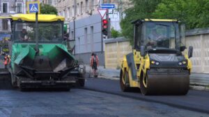 Харків: Ремонт Серця Міста – Асфальт, Техніка, Майбутнє
