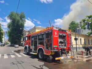 Харків у вогні: масштабна пожежа в центрі міста (фото, відео)