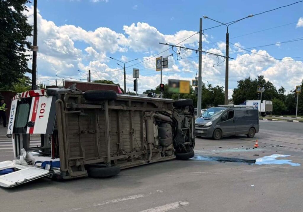 Трагічна аварія: "Швидка" стає учасницею жахливої ДТП у Харкові