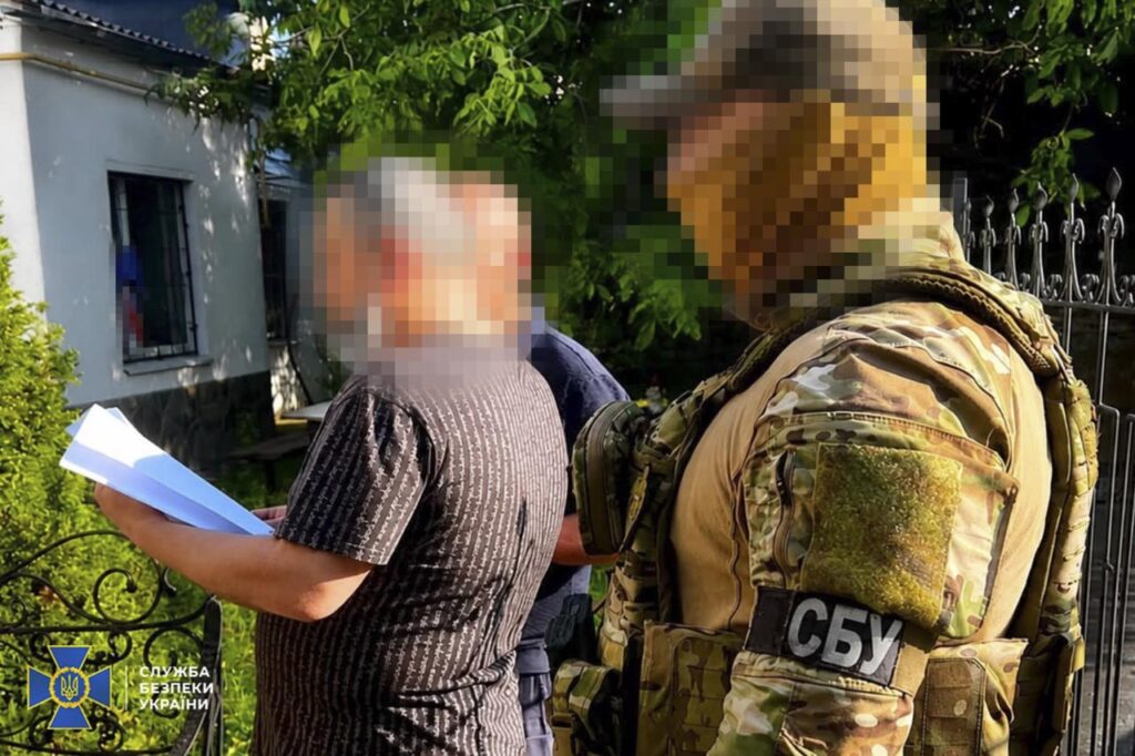 Харків: Адвоката-шахрая, який торгував "бронею" від мобілізації, спіймали на гарячому.