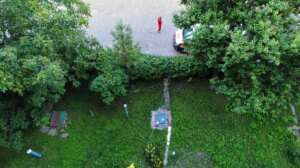 Харків: трагедія на п'ятому поверсі. Трирічна дитина випала з вікна.