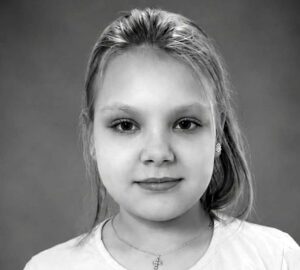 Харківщина в скорботі: оголошено день жалоби за 10-річною жертвою трагедії.