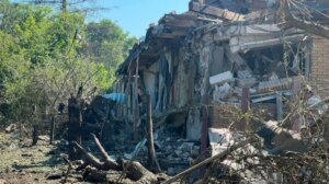 Харків під атакою "Бандеролі": удар по підприємству та житлових будинках, 11 поранених.