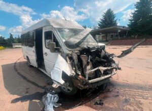 Жах на Харківщині: Росіяни обстріляли рейсовий автобус