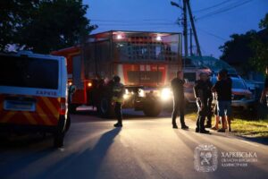 Жертва обстрілу: Харківщина оплакує загиблого у передмісті.