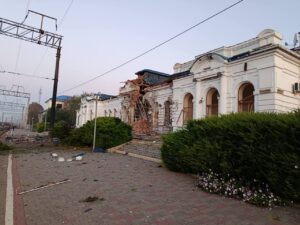 Берестин: БПЛА ворога пошкодив будівлю вокзалу на Харківщині