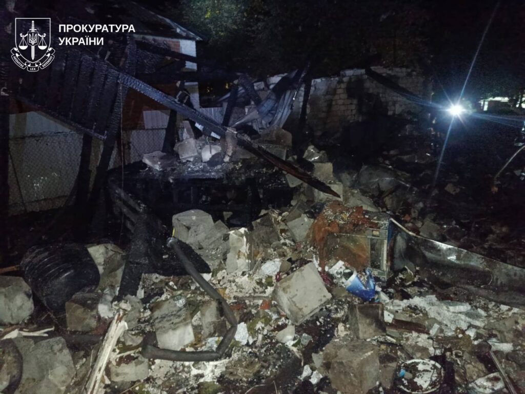 Чугуїв: Російський "Герань-4" забрав родину. Прокуратура веде слідство.