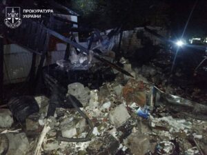 Чугуїв: Російський "Герань-4" забрав родину. Прокуратура веде слідство.