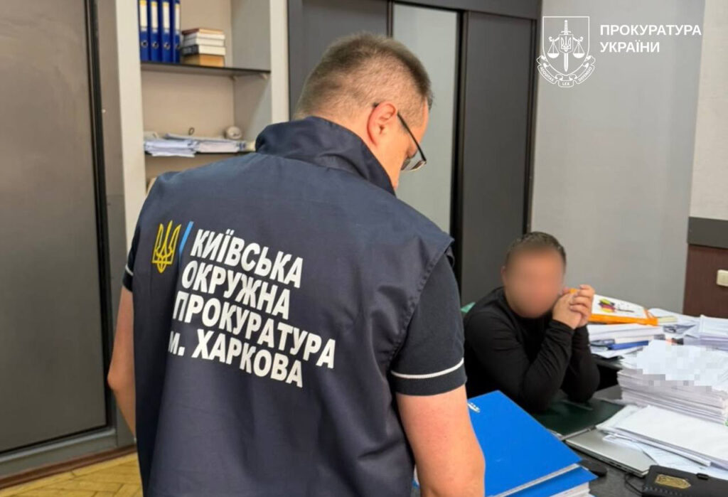 Харківський таксист, що вивіз військового з частини: суд вирішить долю.
